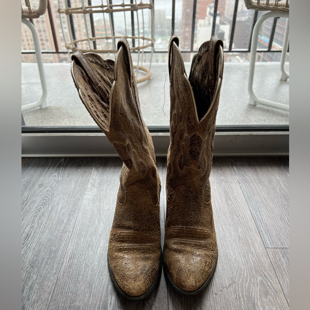 Ariat Cowboy Boots